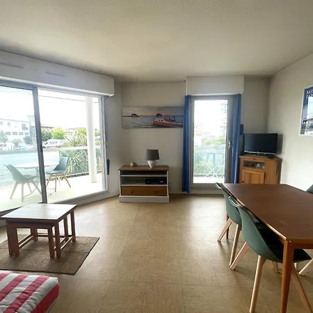 Apartment T3 Spacieux A L'aiguillon, Pour 6 Pers. Avec Terrasse, Proche Plages Et Commerces - Fr-1-420-150 *
